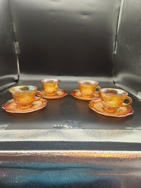 Vintage Jeannette Glass Marigold Carnival Glass Tea Cup & Saucer - Set of 4